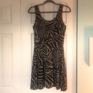 Bar III Size M Zebra Print Dress